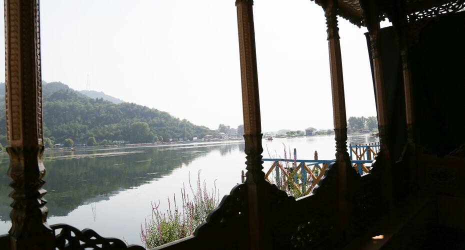 S. Shabash Houseboat, Srinagar 5